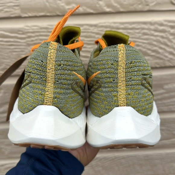 Nike Mens ZoomX Pegasus Turbo Moss Oil Green Vivid Orange - Picture 6 of 8